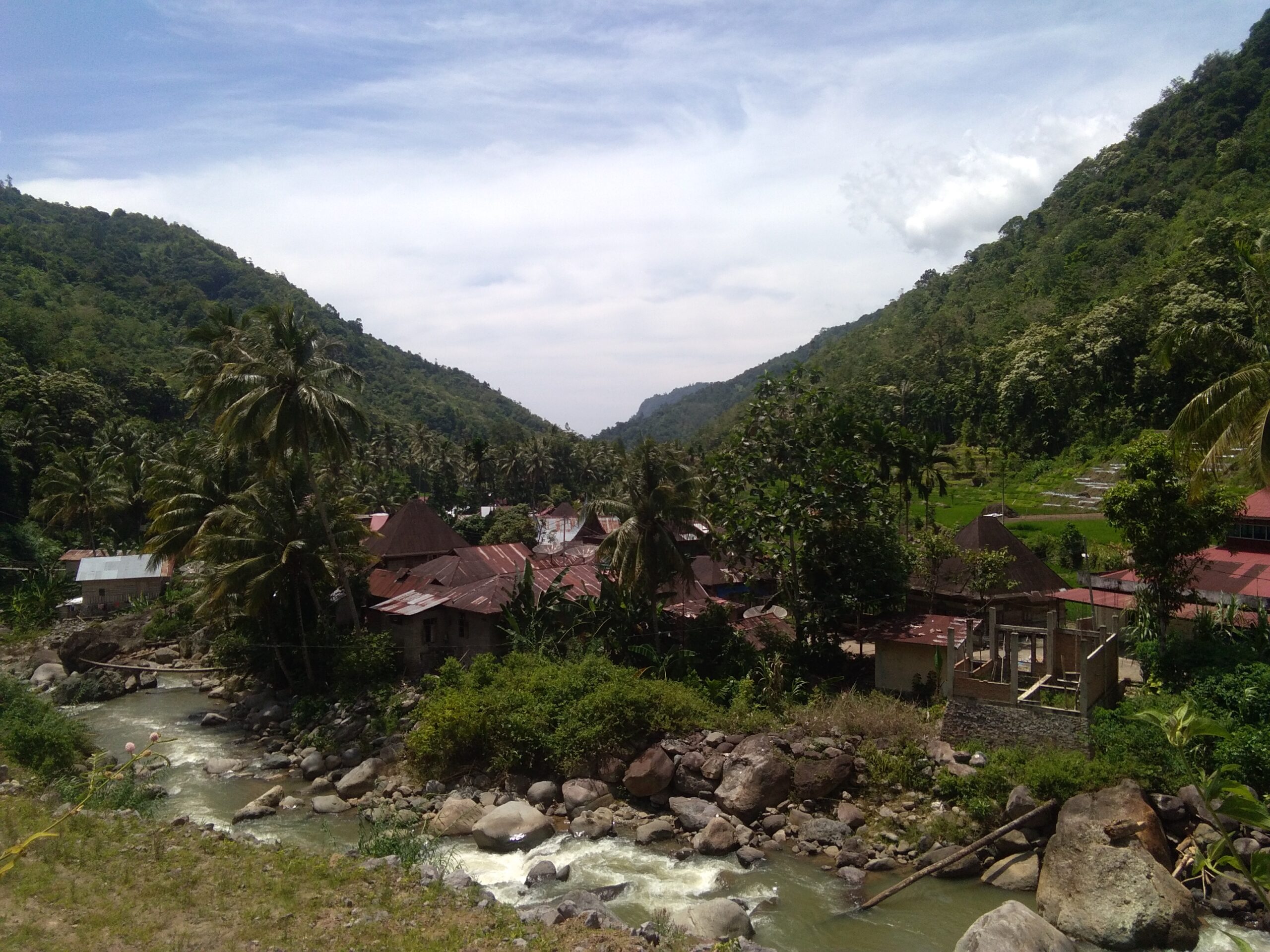 jungle day treks near padang with air manis hillside retreat padang west sumatra