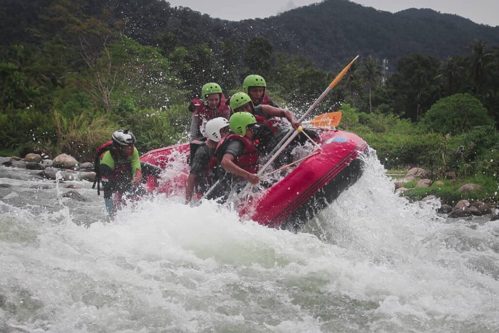 rafting with airmanis hillside retreat padang west sumatra