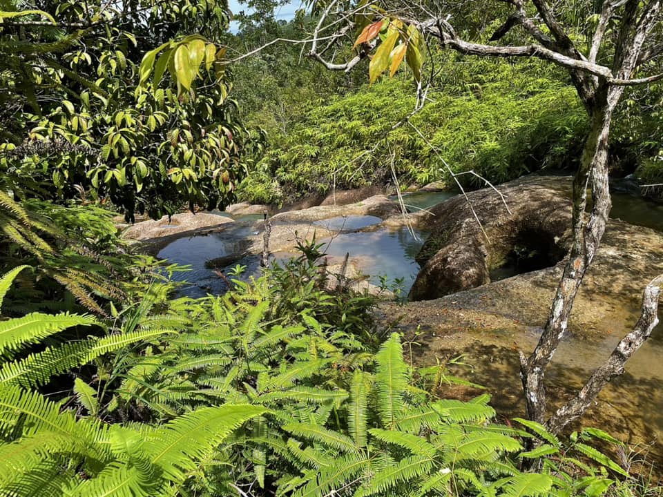 day trip to waterfalls near padang with air manis hillside retreat padang west sumatra
